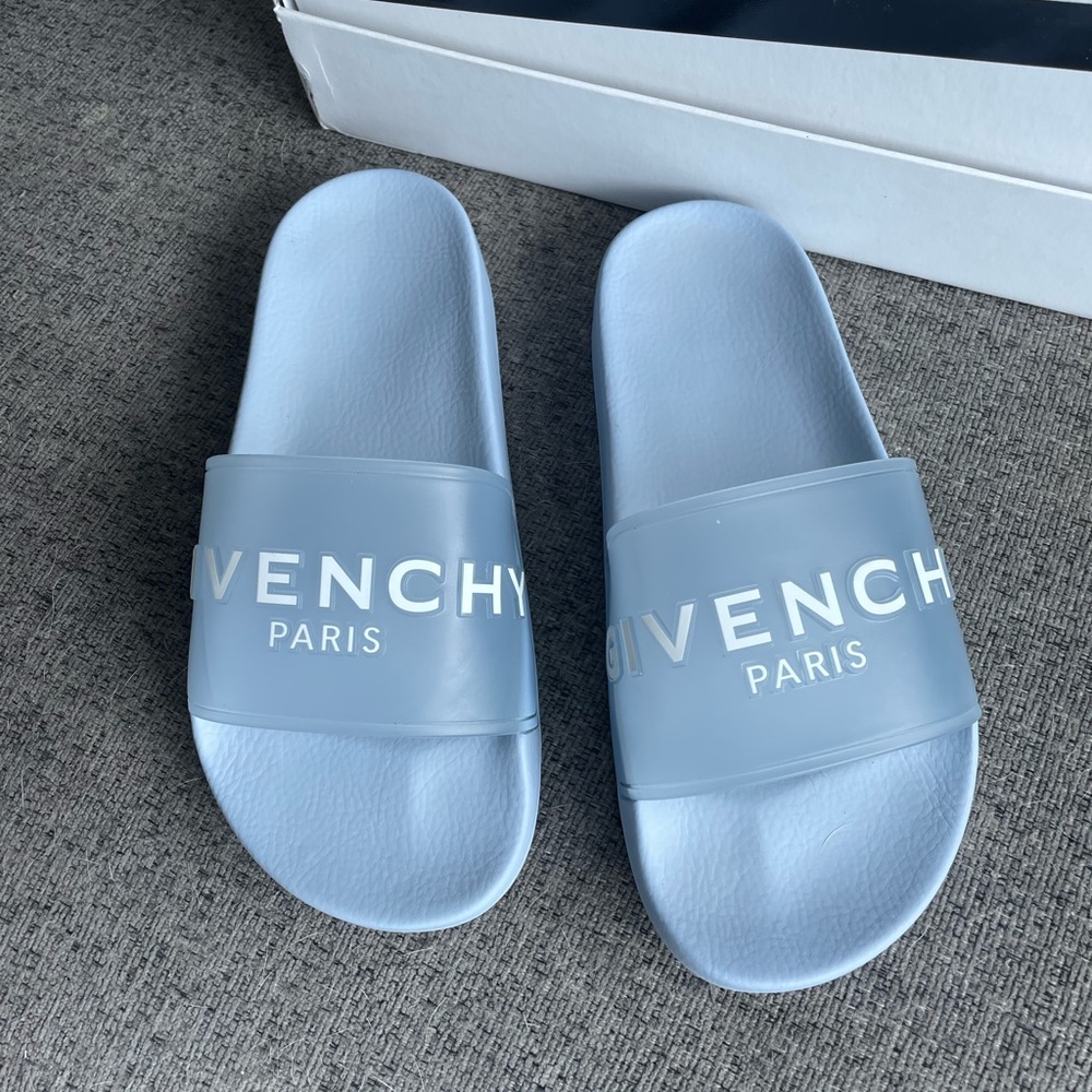 🫧GIVENCHY Paris flat sandals in transparent rubber - Picture 5 of 9